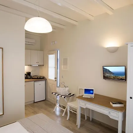 Boufounis Kamares (Sifnos)